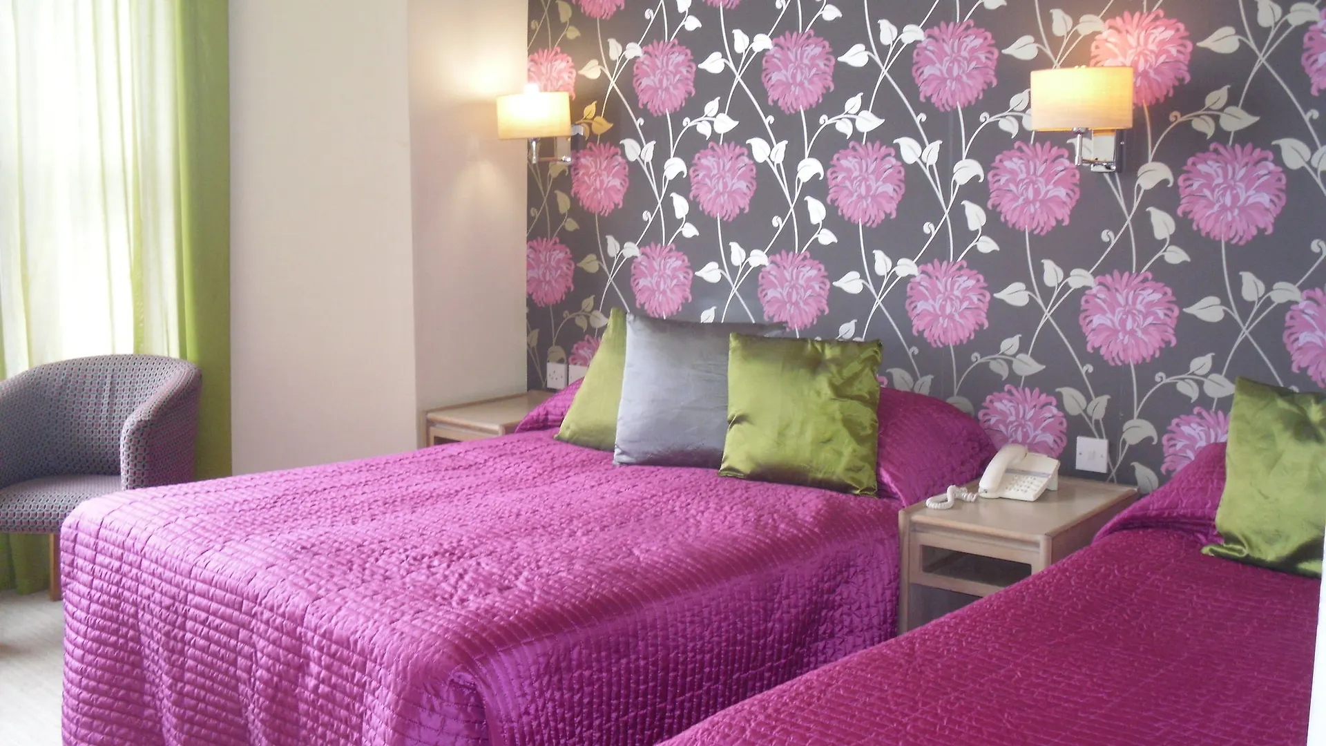 Tiffany'S Hotel Blackpool 3*,